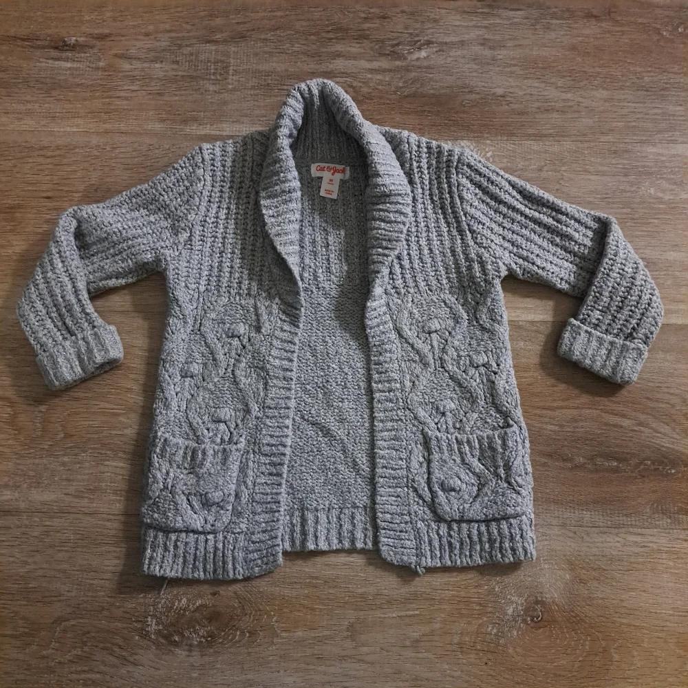 Cat & Jack Cozy Gray Cable Knit Cardigan Sweater Toddler's Size 2T